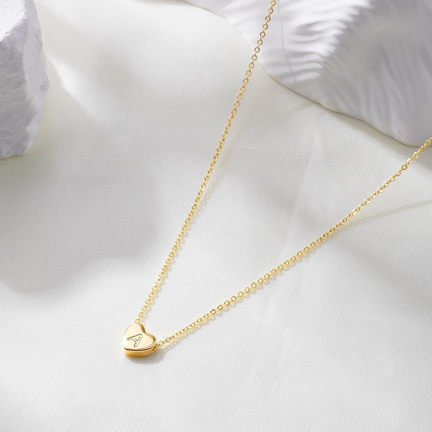 Heart Initial Necklaces for Women Girls - 14K Gold Filled Heart Pendant Letter Alphabet Necklace Letter Initial Necklace Gifts for Girls Teens